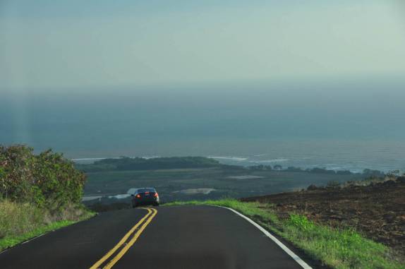 Dirigindo na costa sul de Kauai, no Havaí